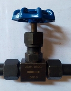 Вентиль 15с54бк стальной игольчатый в комплекте со штуцерами Ду 15 Ру 160